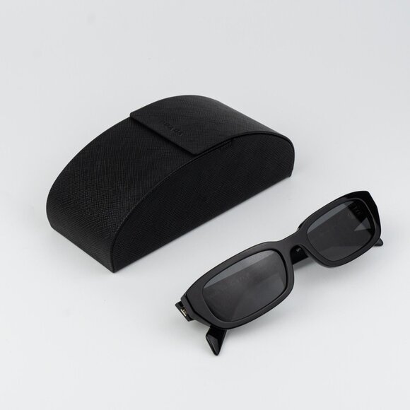 Prada Women Sunglasses Black Grey Rectangle PRB06S 16K08Z NEW AUTHENTIC - Picture 1 of 12